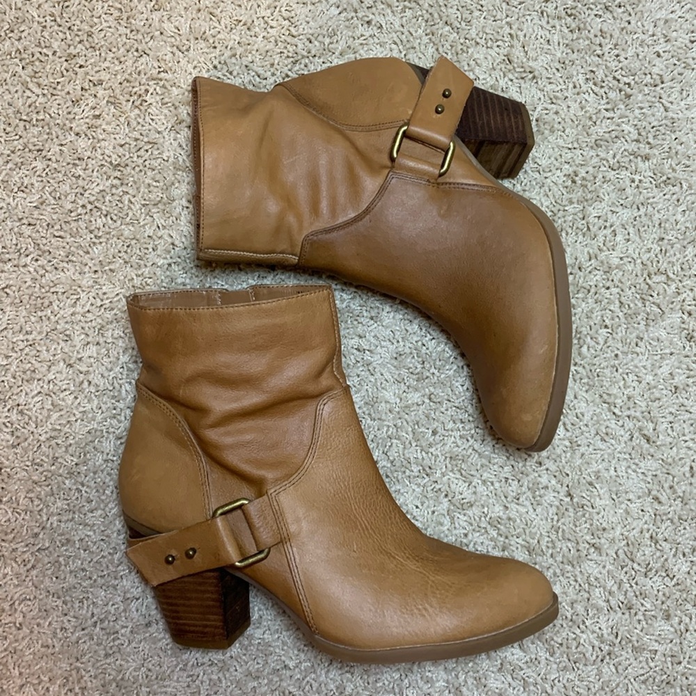 NINE WEST HERE WE GOO LEATHER UPPER BUCKLEGOLD HARDWARE SZ 7.5 tan cowboy boot - Picture 2 of 15
